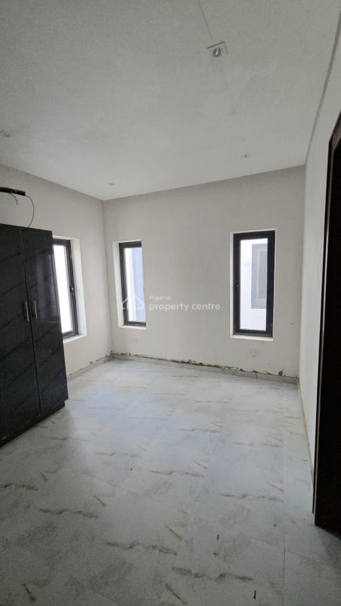 Clean 4 Bedroom Terrace Duplex with Bq, Lekki Phase 1, Lekki, Lagos, Terraced Duplex for Sale