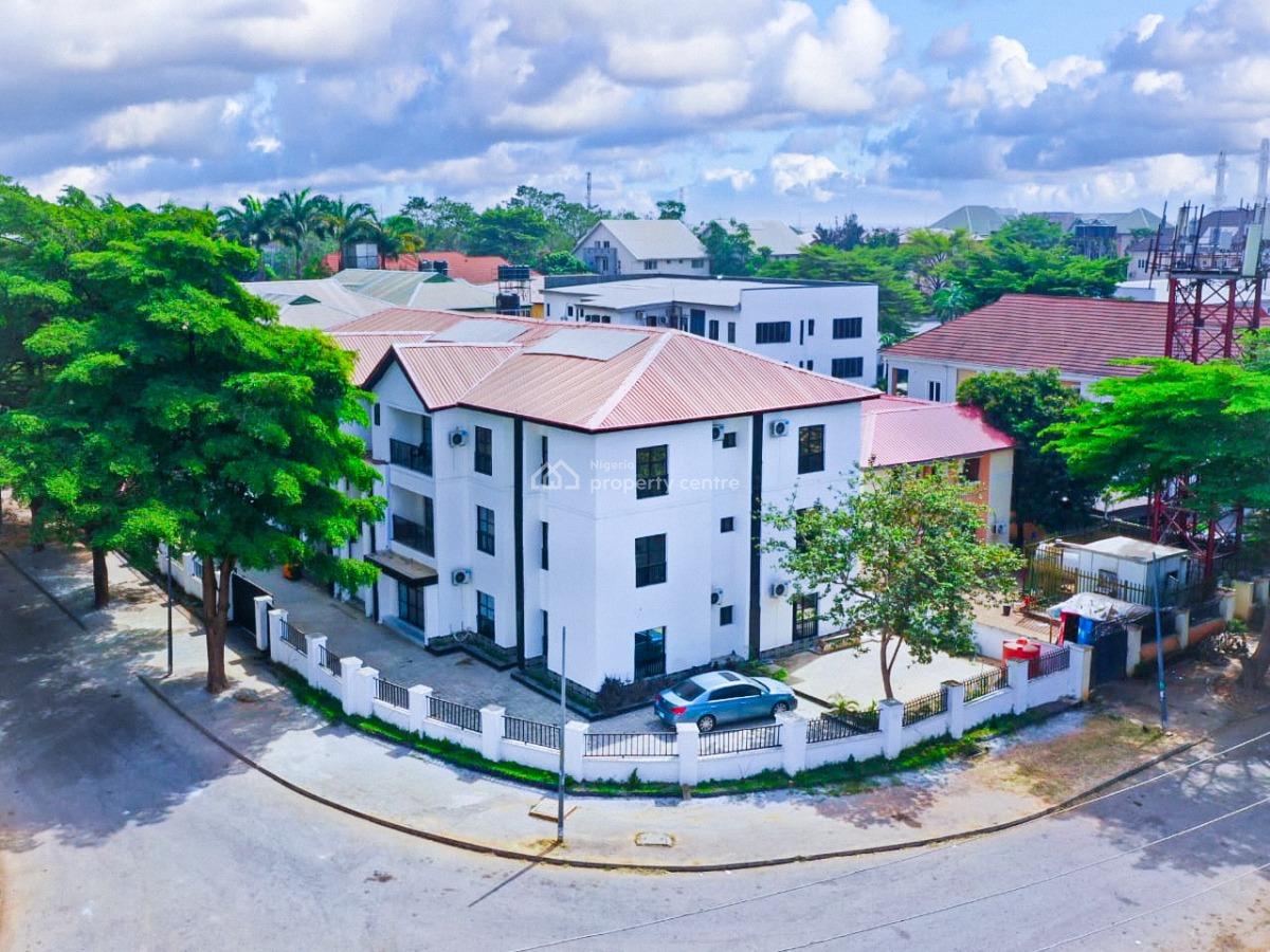 Luxury 2 Bedroom Apartment in Abuja, Bukar Dipcharima Close, Utako, Abuja, Flat / Apartment Short Let