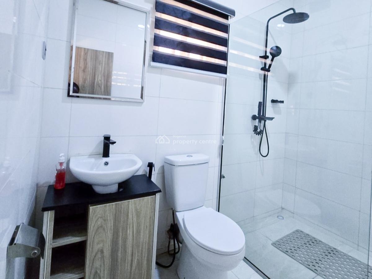 Luxury 2 Bedroom Apartment in Abuja, Bukar Dipcharima Close, Utako, Abuja, Flat / Apartment Short Let