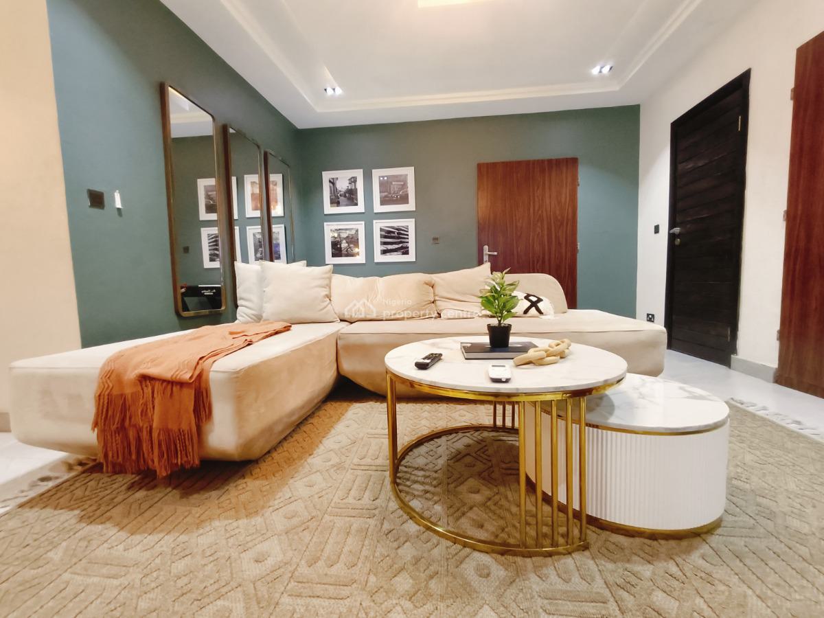 Mini Flat (room & Parlour) Apartment, Lekki Phase 1, Lekki Phase 1, Lekki, Lagos, Mini Flat (room and Parlour) Short Let