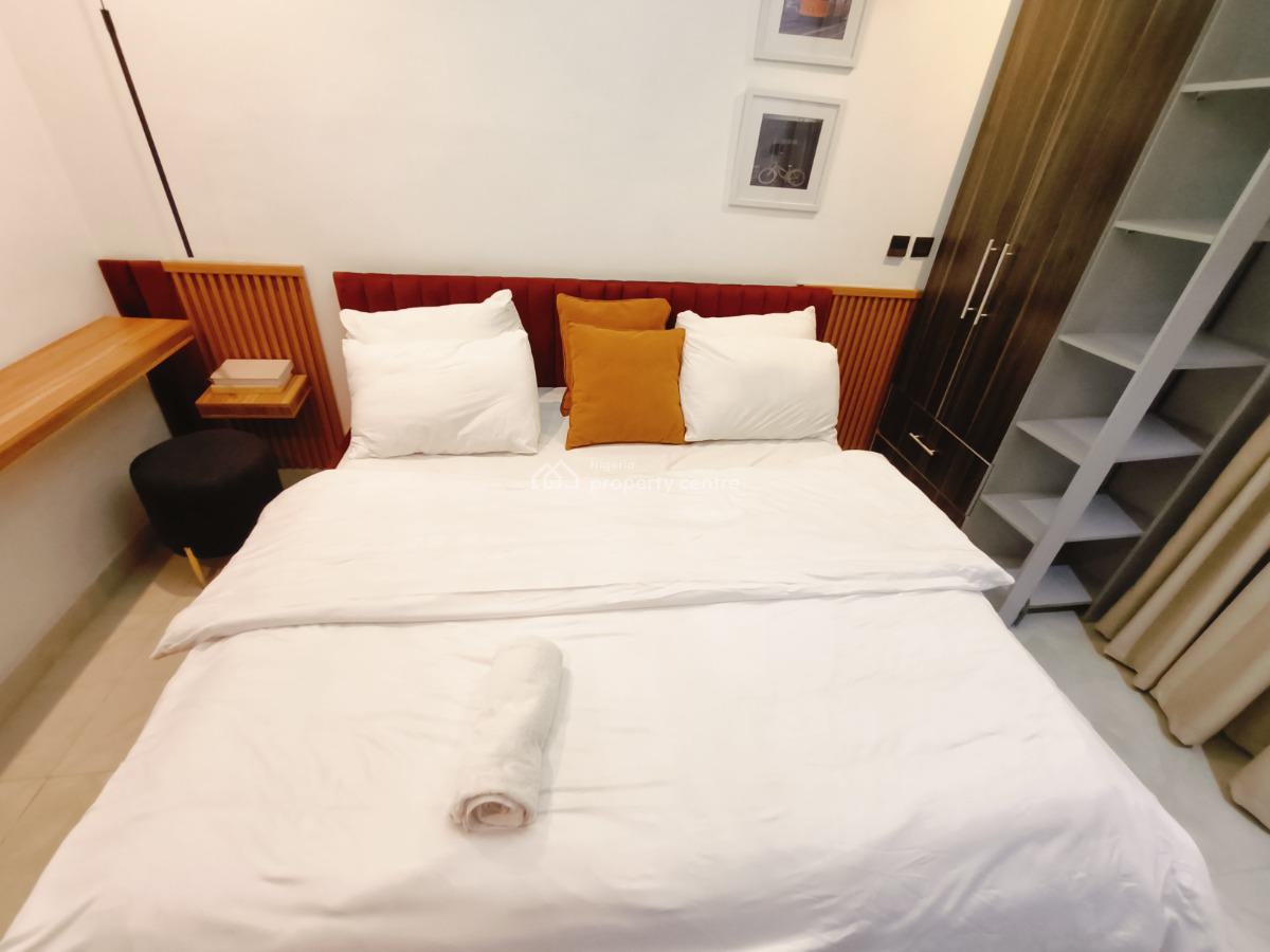 Mini Flat (room & Parlour) Apartment, Lekki Phase 1, Lekki Phase 1, Lekki, Lagos, Mini Flat (room and Parlour) Short Let