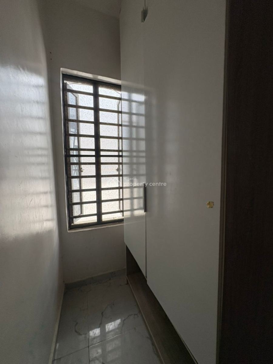 Spacious Shared Apartment, Westend Estate Lekki County, Ikota, Lekki, Lagos, House for Rent