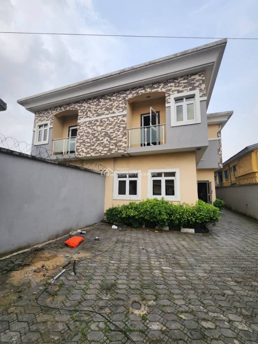 5 Bedroom Semi Detached with Bq, Surulere, Lagos, Semi-detached Duplex for Sale