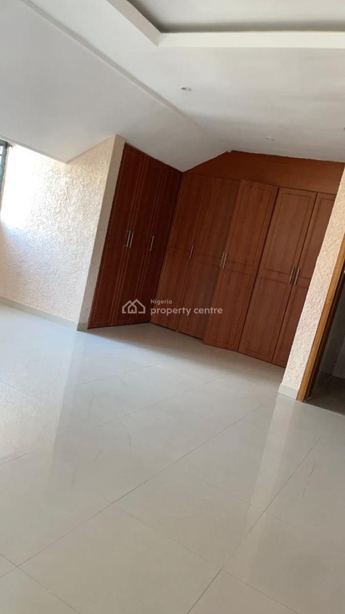 Premium 4 Bedrooms Maisonette with a Bq, Ikoyi, Lagos, Flat / Apartment for Rent