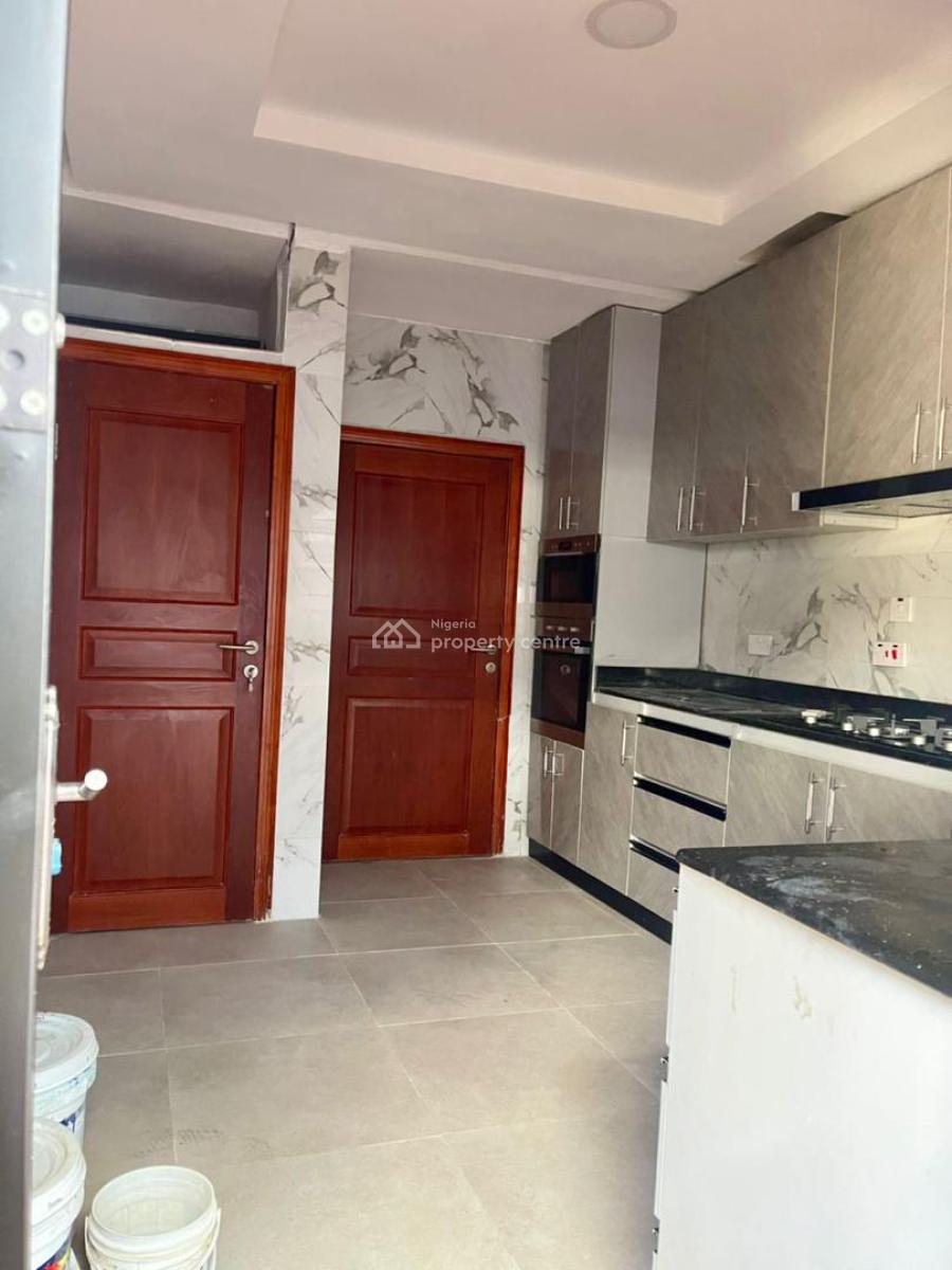 Premium 4 Bedrooms Maisonette with a Bq, Ikoyi, Lagos, Flat / Apartment for Rent