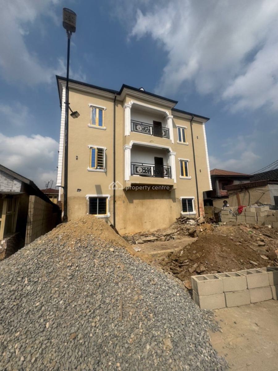 Lease Investment Opportunity Roomself, Pedro, Shomolu, Lagos, Flat / Apartment for Sale