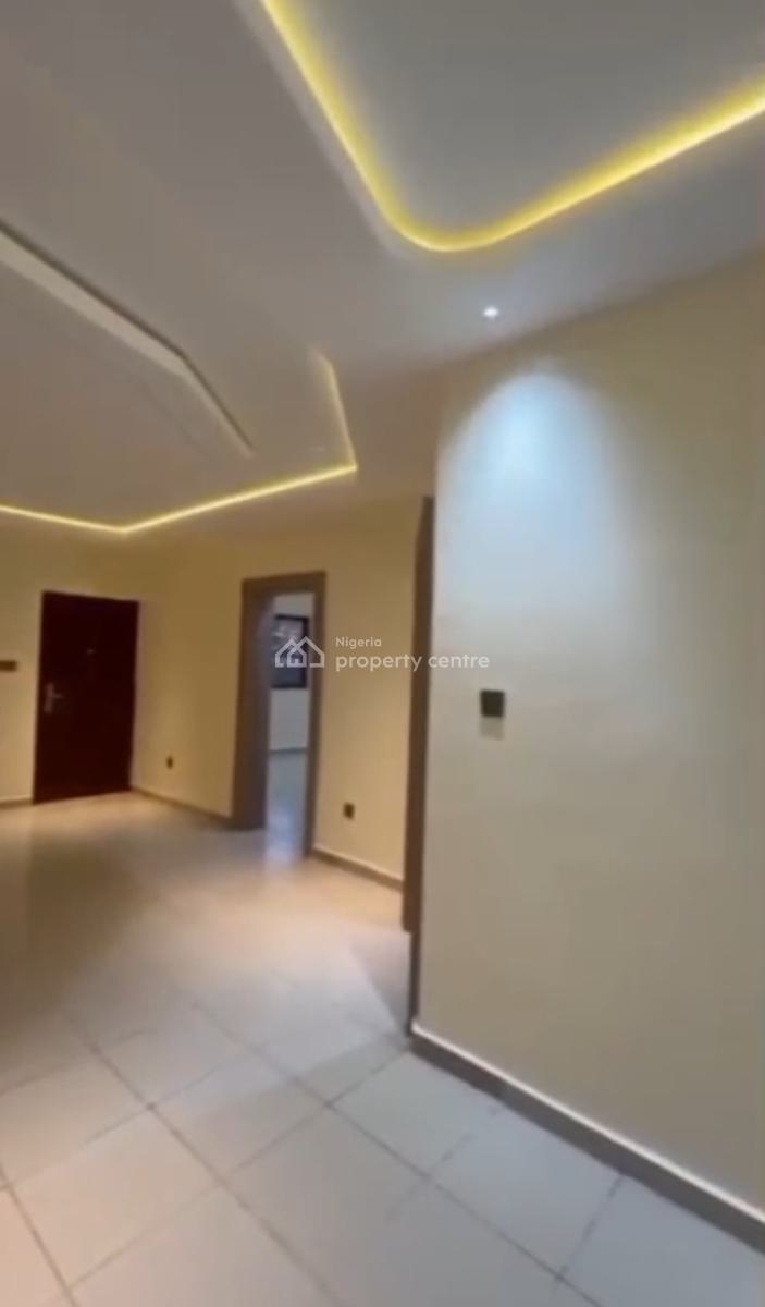 2 Bedrooms Apartment on The 1st Floor, Katampe (main), Katampe, Abuja, Block of Flats for Sale