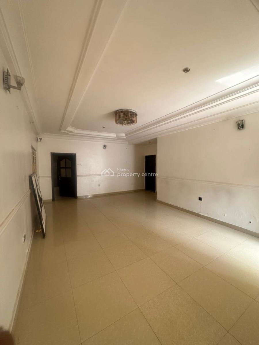 Spacious 3 Bedroom Apartment with Bq, Apo Legislative Quarters, Apo, Abuja, Flat / Apartment for Rent