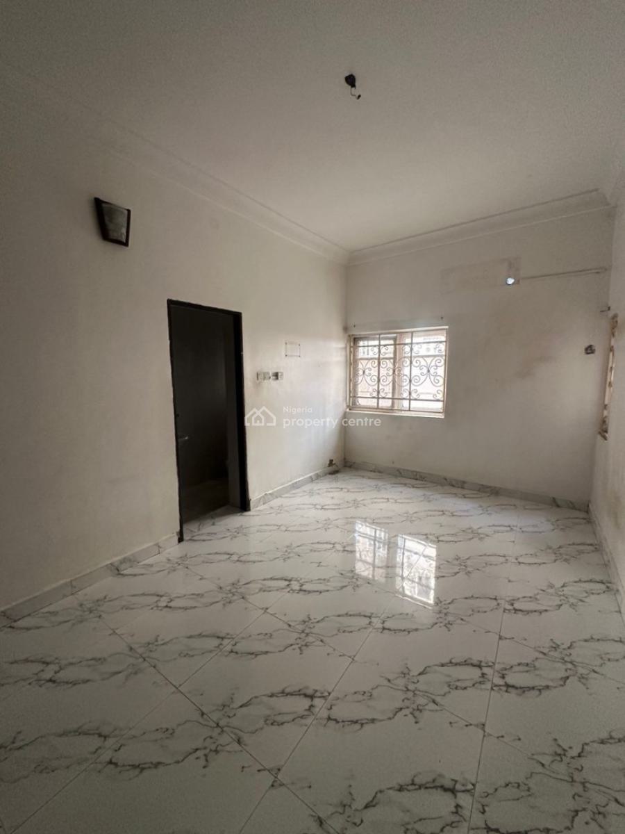 Spacious 3 Bedroom Apartment with Bq, Apo Legislative Quarters, Apo, Abuja, Flat / Apartment for Rent