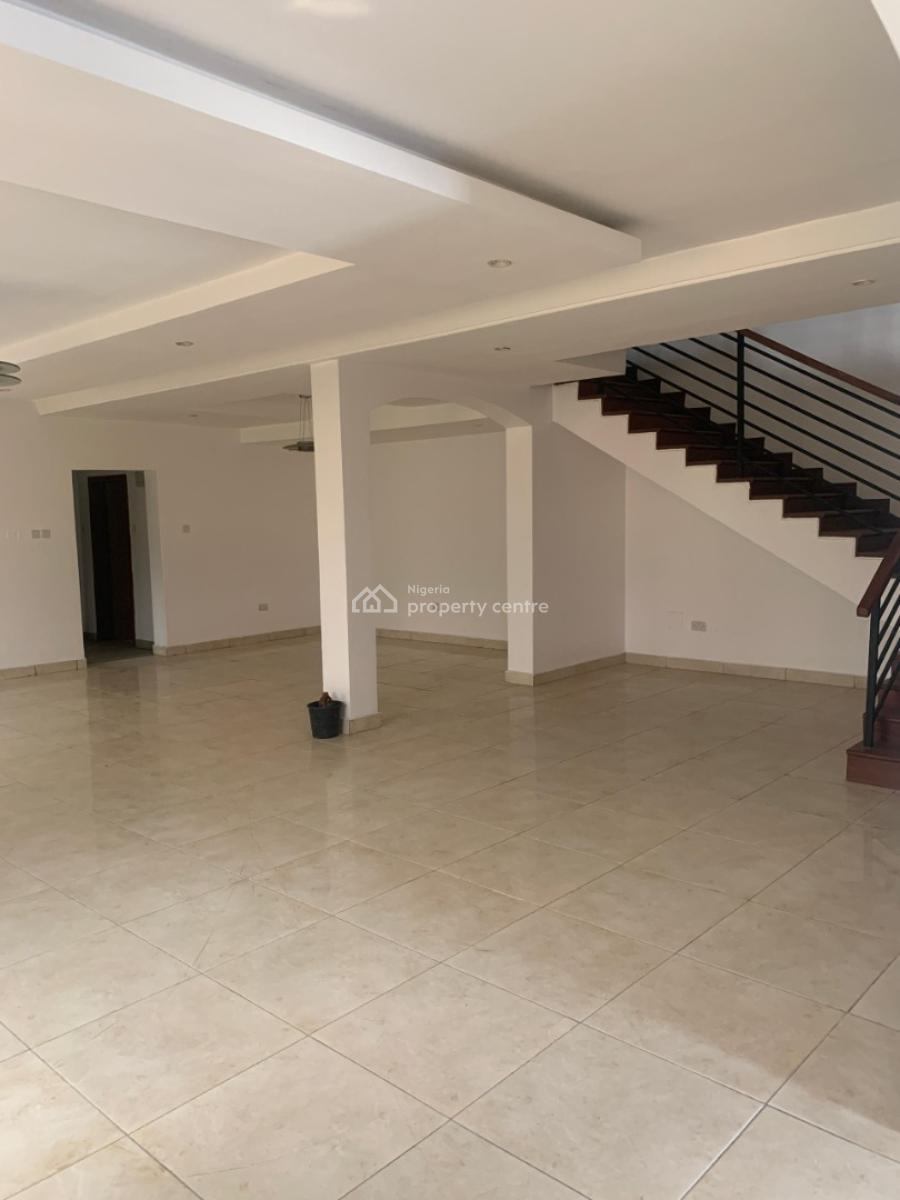 6 Bedroom Semi Detached with 2 Rooms Bq, Alpha Beach Road, Lekki, Lagos, Flat / Apartment for Rent