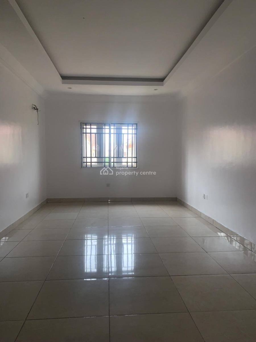 6 Bedroom Semi Detached with 2 Rooms Bq, Alpha Beach Road, Lekki, Lagos, Flat / Apartment for Rent