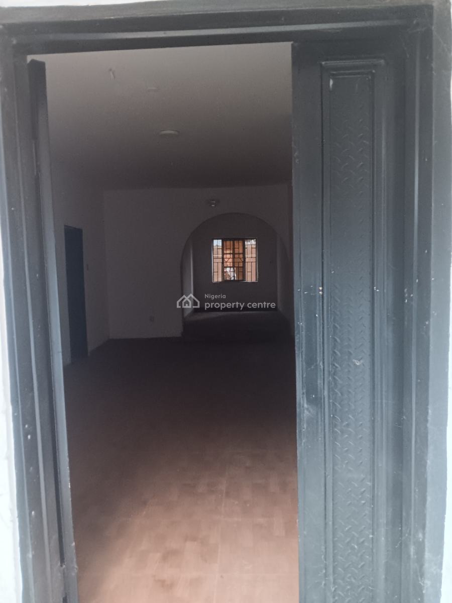 Spacious 3 Bedroom, Unity Estate, Egbeda, Alimosho, Lagos, Flat / Apartment for Rent