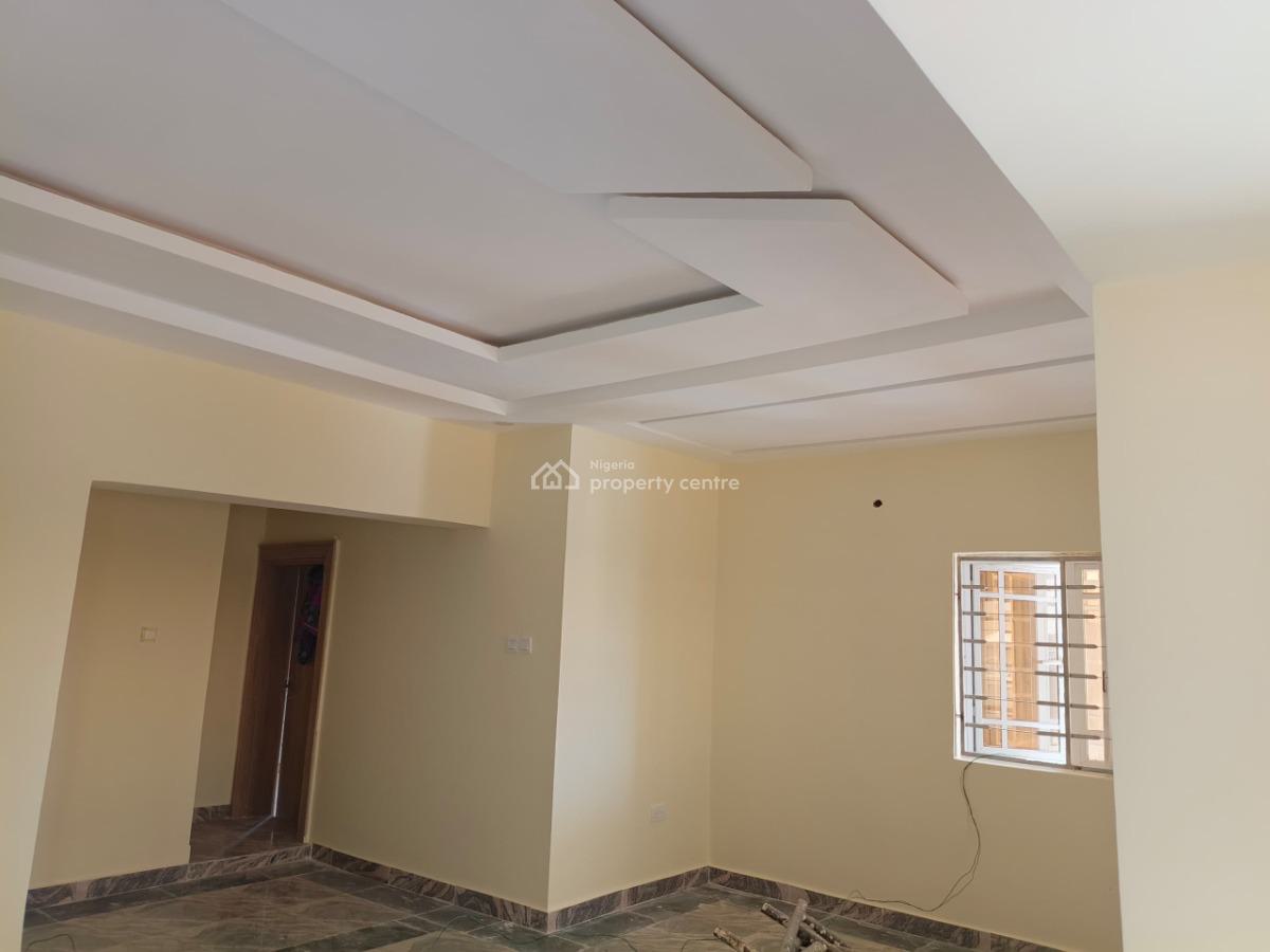 Exquisite 3 Bedroom Flat with 1 Room Bq, New Oil Spring Estate Beside New Site Estate, Lugbe District, Abuja, Flat / Apartment for Rent