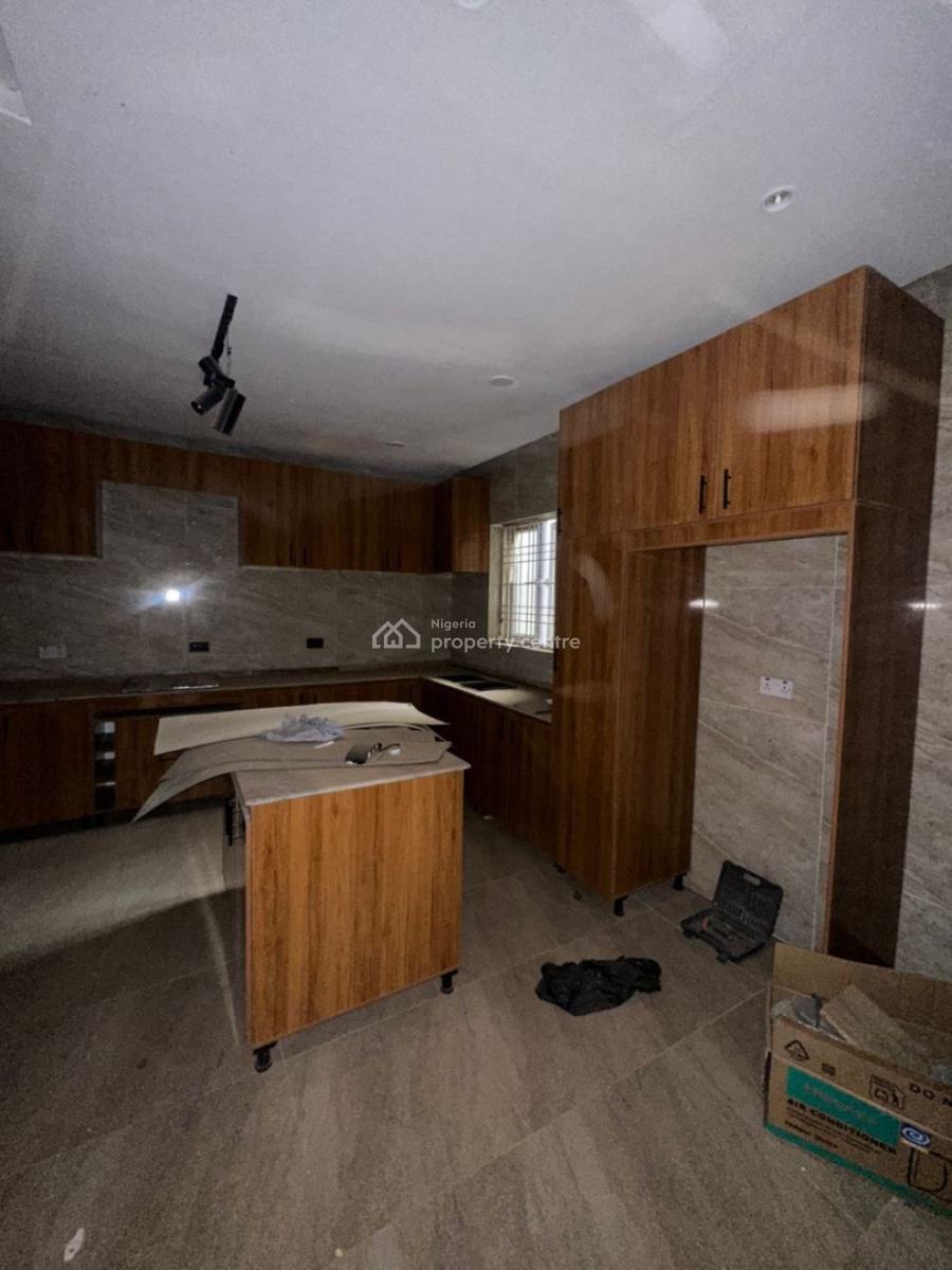 Luxury 3- Bedroom Apartment with Bq, Wuye, Abuja, Flat / Apartment for Rent