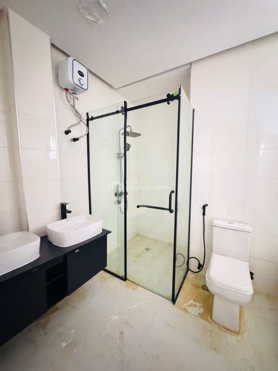 Spacious 4 Bedrooms Terraced Duplex with Swimming Pool, Lekki Phase 1, Lekki, Lagos, Terraced Duplex for Sale