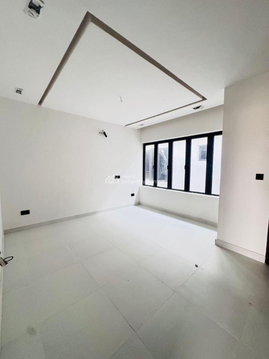 Spacious 4 Bedrooms Terraced Duplex with Swimming Pool, Lekki Phase 1, Lekki, Lagos, Terraced Duplex for Sale