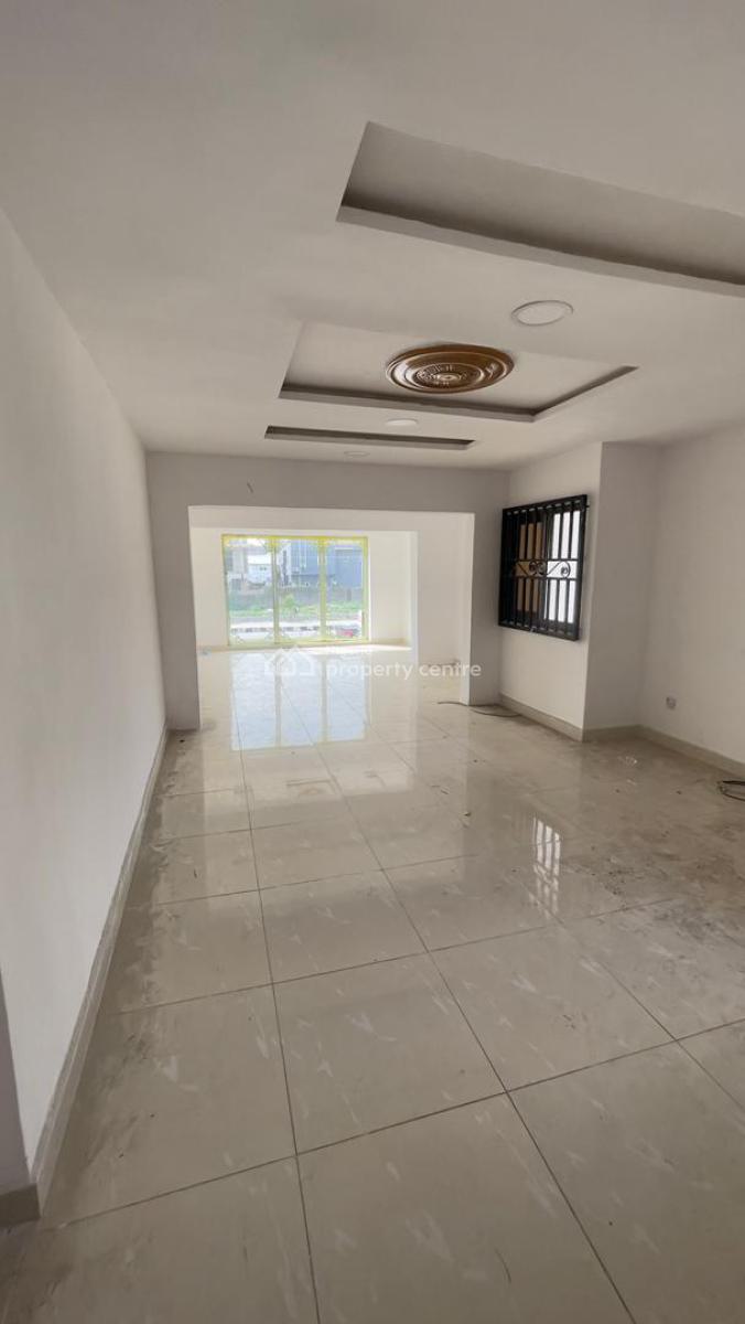 50sqm Upper Shop Space for Commercial Use, Lekki Phase 1, Lekki, Lagos, Shop for Rent