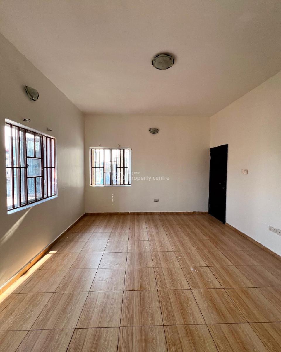 Spacious 2 Bedrooms Apartment, New Road Chevron, Lekki, Lagos, Flat / Apartment for Sale