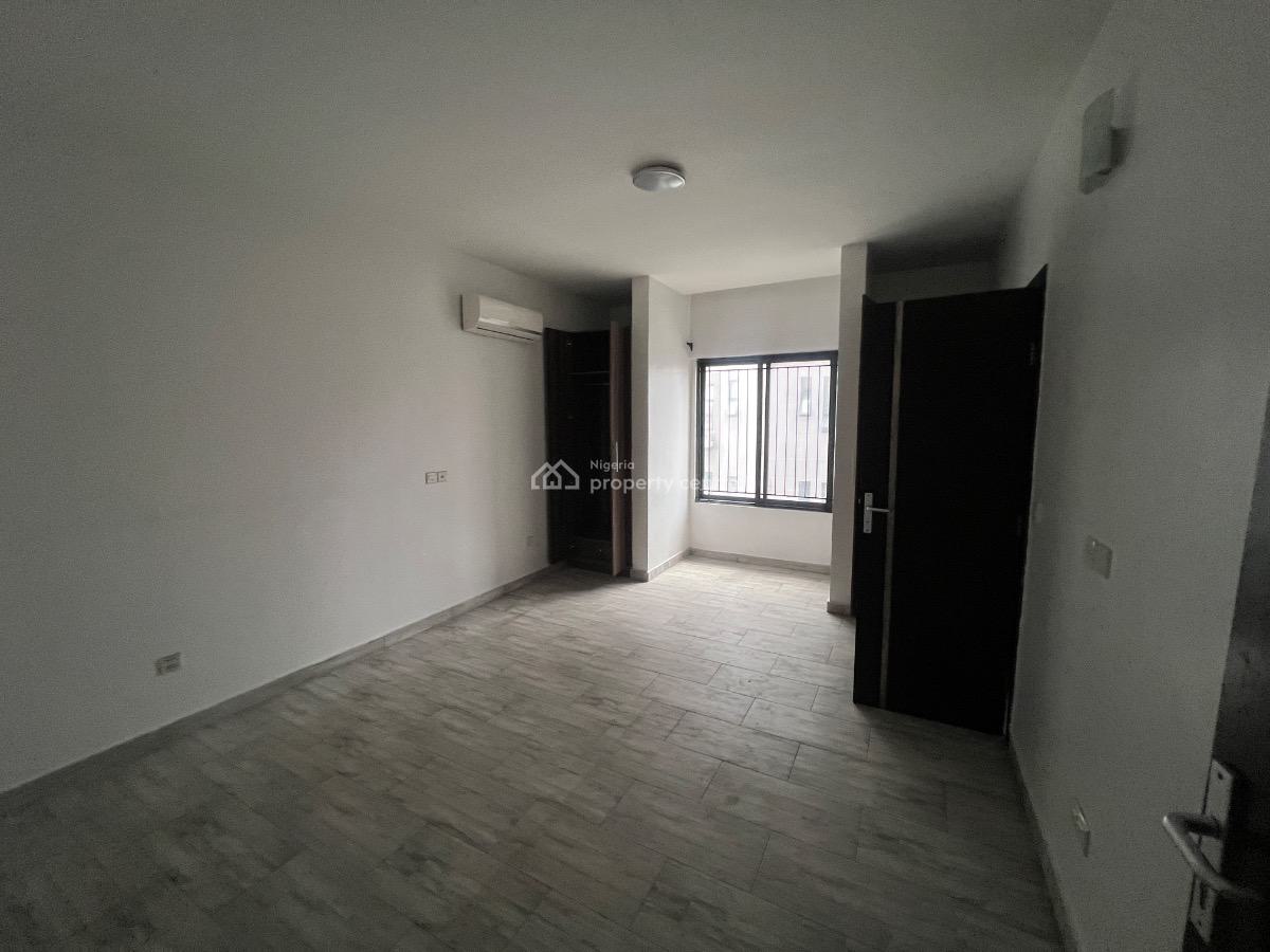 3 Bedroom Apartment, Lekki Phase 1, Lekki, Lagos, Flat / Apartment for Rent