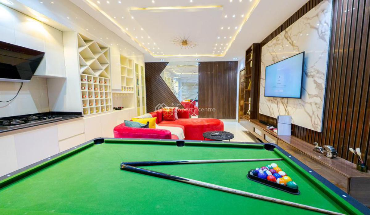 New Highrise 2 Bed with Ps5, Snooker Board and Pool, Ikate, Lekki, Lagos, Flat / Apartment Short Let