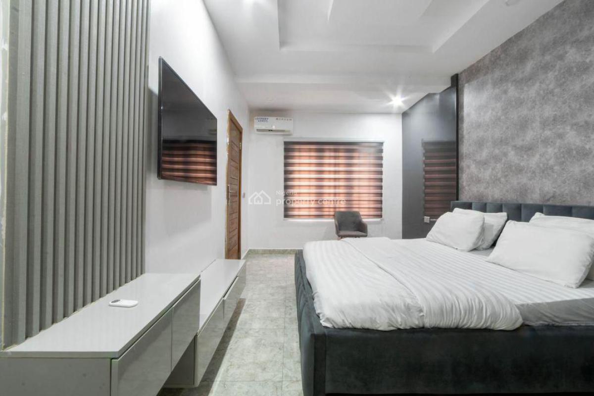 New Highrise 2 Bed with Ps5, Snooker Board and Pool, Ikate, Lekki, Lagos, Flat / Apartment Short Let