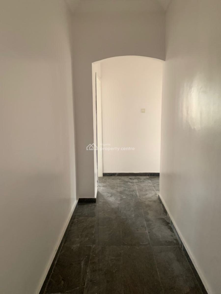 Spacious 55sqm Commercial Space on The 1st Floor, Lekki Phase 1, Lekki, Lagos, Commercial Property for Rent