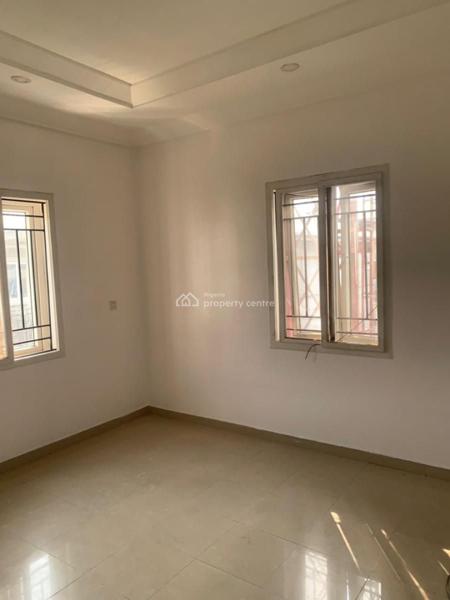 Spacious 55sqm Commercial Space on The 1st Floor, Lekki Phase 1, Lekki, Lagos, Commercial Property for Rent