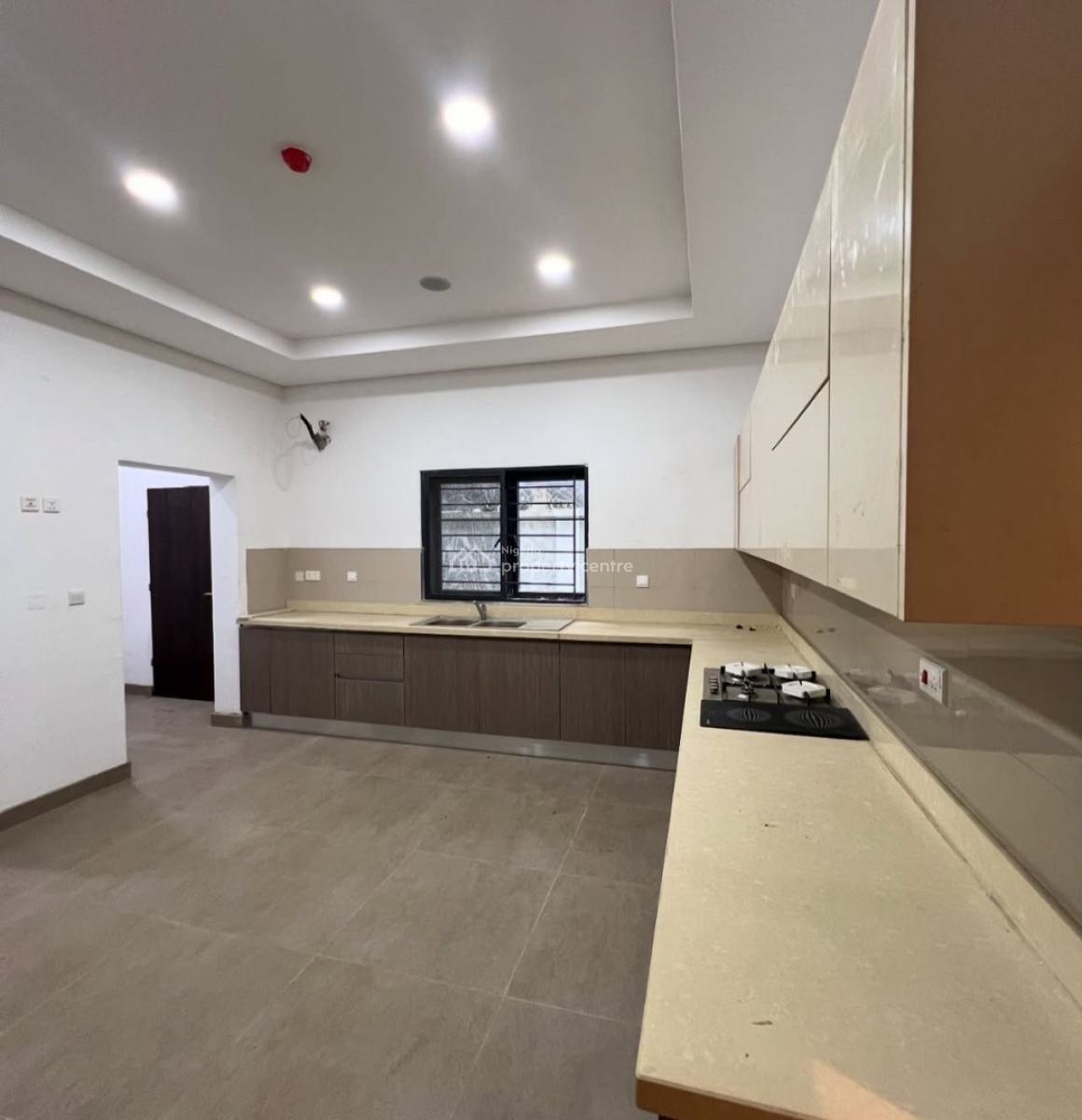 Tastefully Finished 5 Bedroom Terrace Duplex, Lekki Phase 1, Lekki, Lagos, Terraced Duplex for Rent