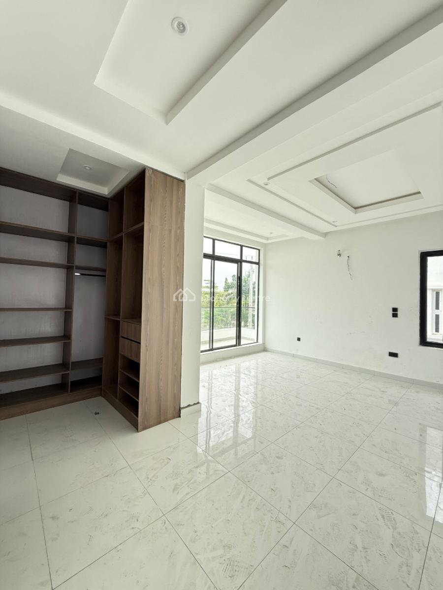 5 Units of 2 Bedroom and 1 Unit of 3 Bedroom Penthouse Plus Bq., Ikate, Lekki, Lagos, Flat / Apartment for Sale