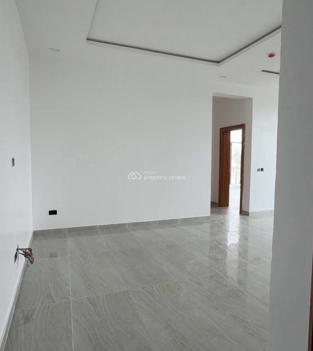 Luxury 2 Bedroom Apartment with Swimming Pool, Lekki Phase 1, Lekki, Lagos, Flat / Apartment for Rent
