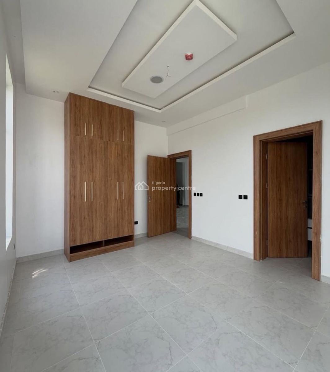 Luxury 2 Bedroom Apartment with Swimming Pool, Lekki Phase 1, Lekki, Lagos, Flat / Apartment for Rent