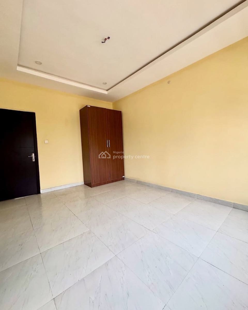 Serviced 3 Bedroom Apartment with a Bq, Orchid Road, Lekki, Lagos, Flat / Apartment for Sale