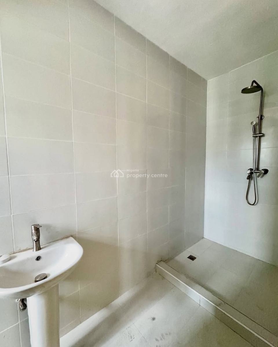 Serviced 3 Bedroom Apartment with a Bq, Orchid Road, Lekki, Lagos, Flat / Apartment for Sale