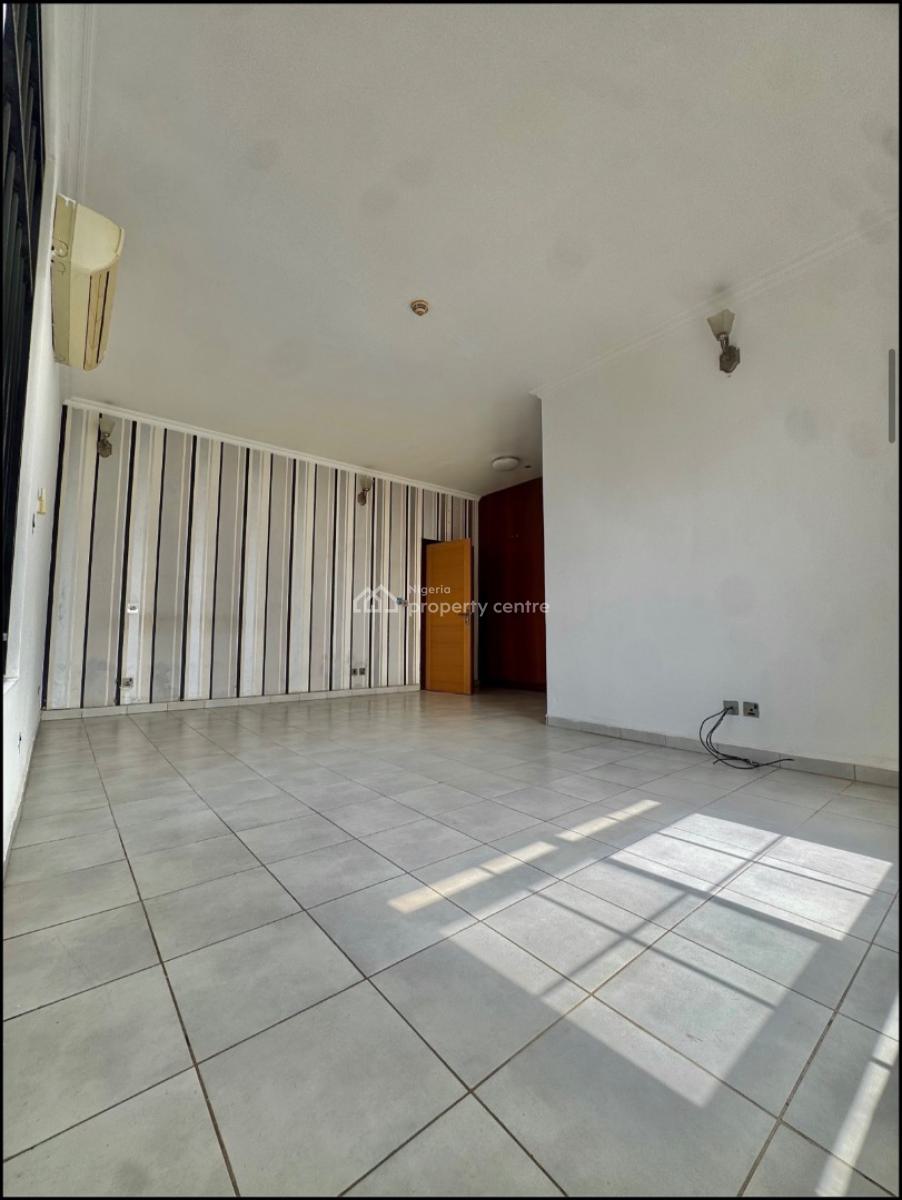 Luxury Finished 3 Bedroom Unfurnished Maisonette, Maitama District, Abuja, Flat / Apartment for Rent