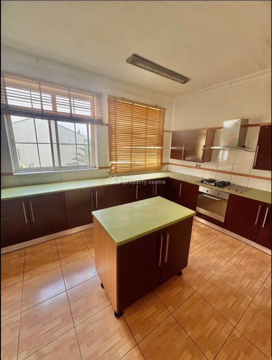 Luxury Finished 3 Bedroom Unfurnished Maisonette, Maitama District, Abuja, Flat / Apartment for Rent