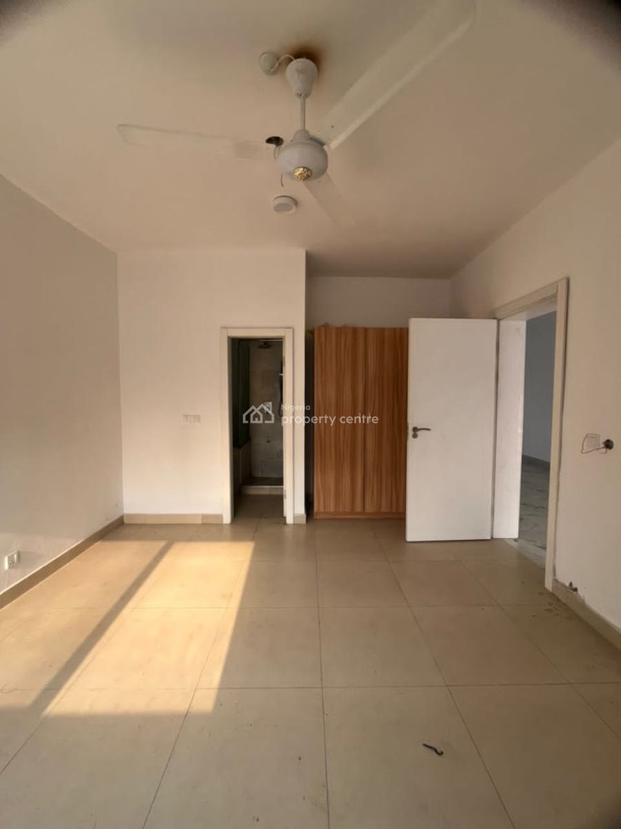 Modern 2-bedroom Apartment, Ikota, Lekki, Lagos, Flat / Apartment for Sale