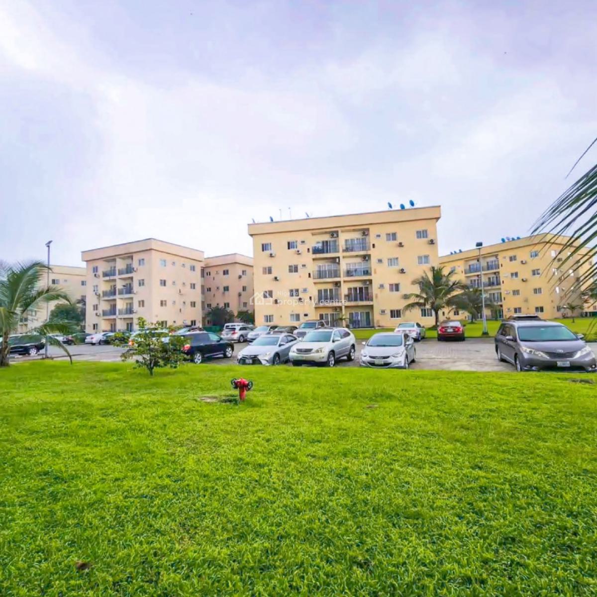 Standard 3 Bedroom Apartment on The Ground Floor, Golf Estate, Peter Odili Road, Trans Amadi, Port Harcourt, Rivers, Flat / Apartment for Sale