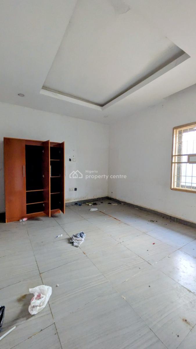 Clean 3bedroom Apartment, Dakibiu, Wuye, Abuja, Flat / Apartment for Sale