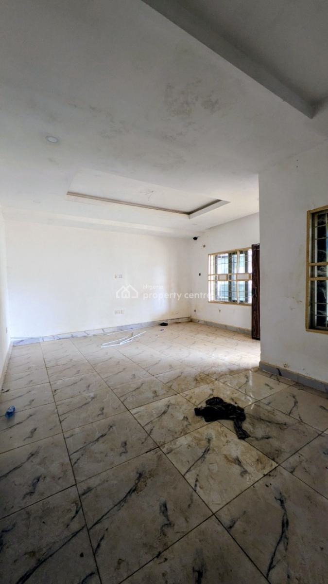 Clean 3bedroom Apartment, Dakibiu, Wuye, Abuja, Flat / Apartment for Sale