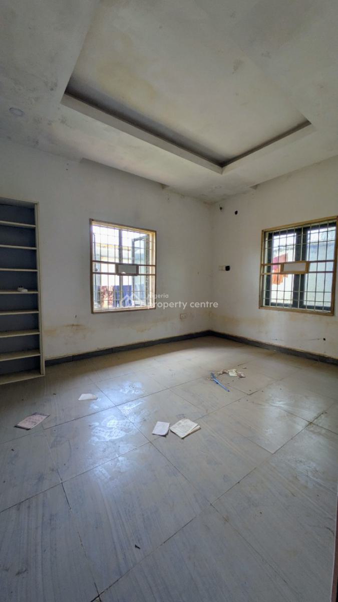 Clean 3bedroom Apartment, Dakibiu, Wuye, Abuja, Flat / Apartment for Sale