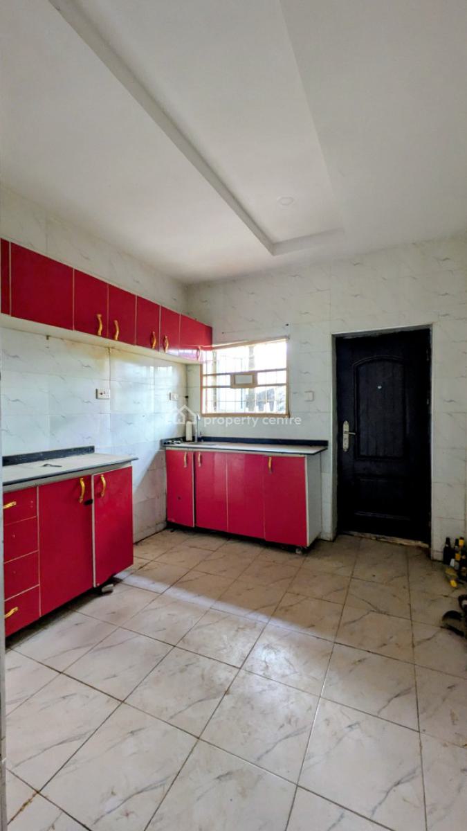 Clean 3bedroom Apartment, Dakibiu, Wuye, Abuja, Flat / Apartment for Sale