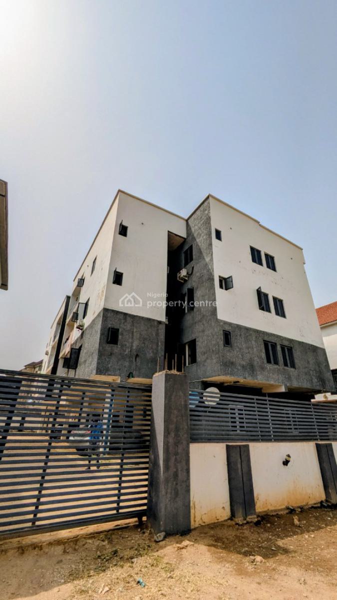 Clean 3bedroom Apartment, Dakibiu, Wuye, Abuja, Flat / Apartment for Sale