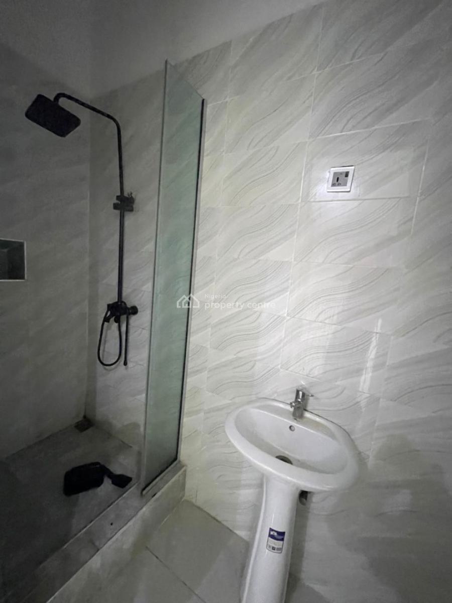 2 Bedroom Apartment, Ikota, Lekki, Lagos, Flat / Apartment for Rent