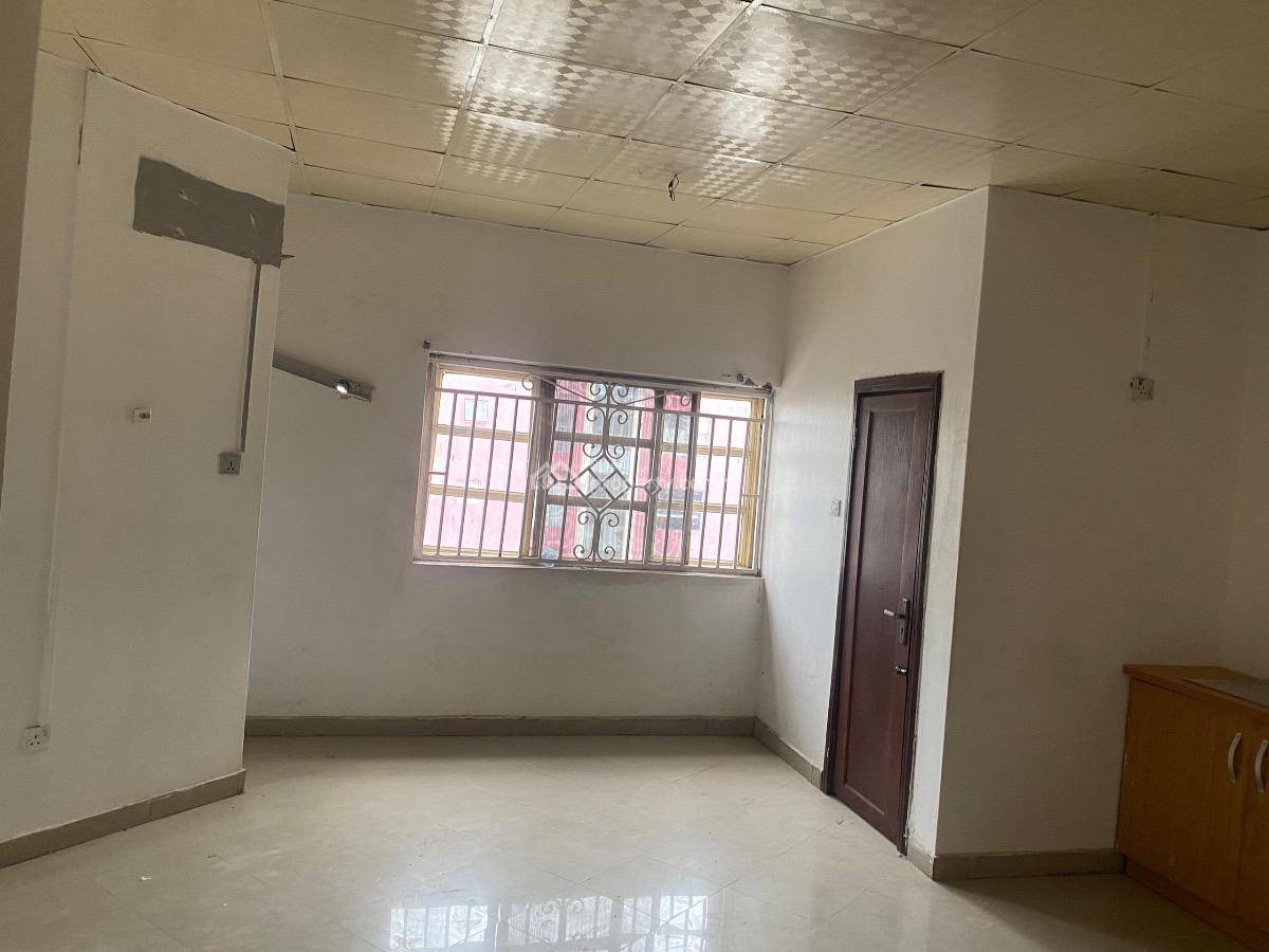 Exquisite Spacious Studio Apartment, Lekki Phase 1, Lekki, Lagos, Flat / Apartment for Rent
