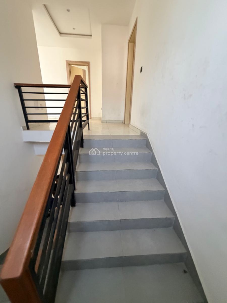 Brand New Contemporary 4 Bedroom Maisonette with Bq, Perez Drive, Lekki Phase 1, Lekki, Lagos, Flat / Apartment for Rent