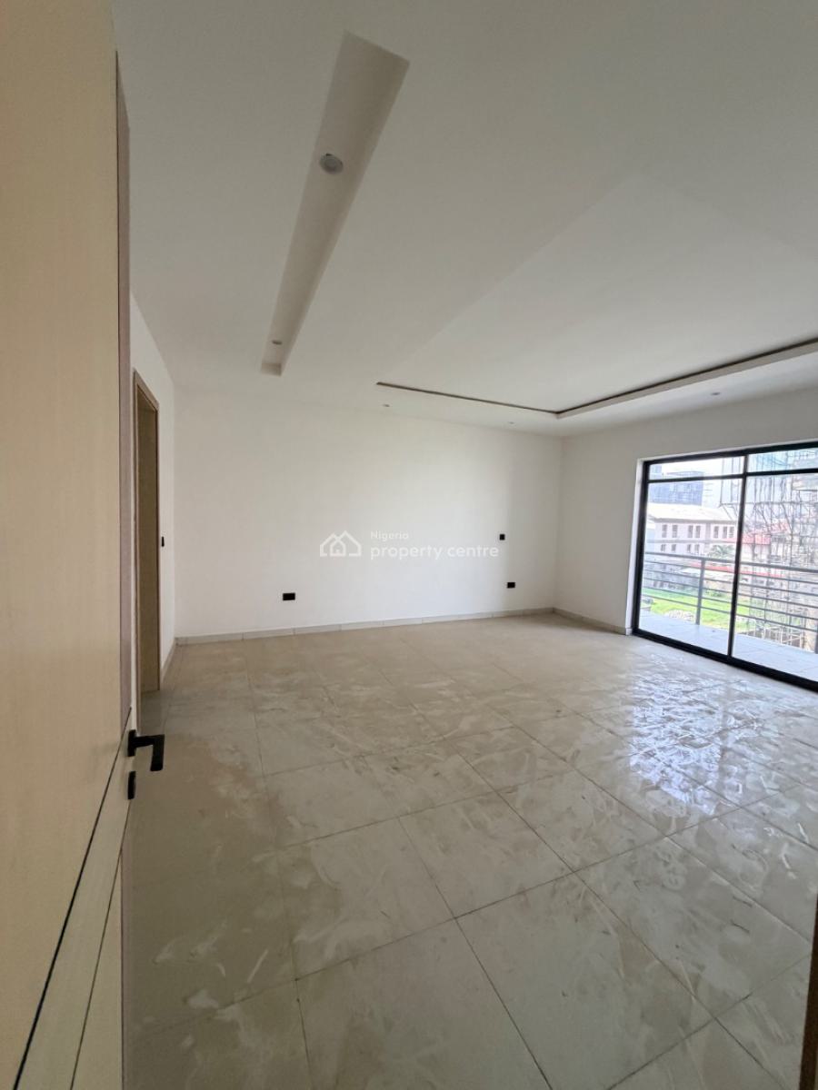 Brand New Contemporary 4 Bedroom Maisonette with Bq, Perez Drive, Lekki Phase 1, Lekki, Lagos, Flat / Apartment for Rent