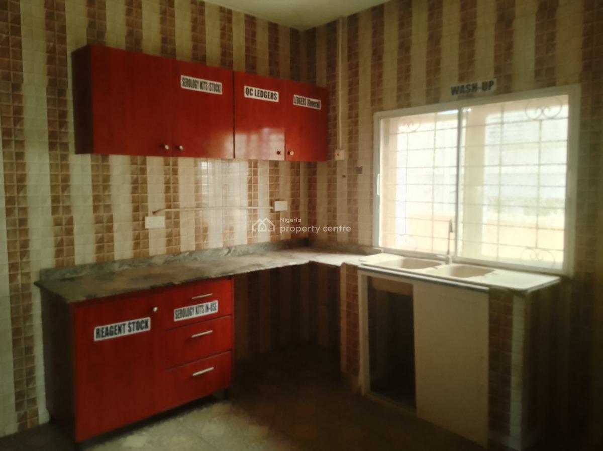 Luxury Four Bedroom Apartment, Scc Road, Ushafa, Bwari, Abuja, Detached Bungalow for Rent