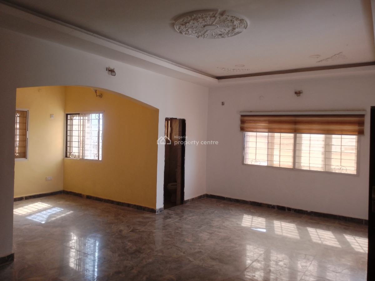 Luxury Four Bedroom Apartment, Scc Road, Ushafa, Bwari, Abuja, Detached Bungalow for Rent