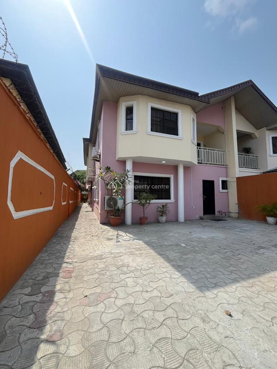 Newly Furnished 4 Bedroom Semi Detached Apartment with 2 Bq, Lekki Phase 1, Lekki, Lagos, Semi-detached Duplex for Rent