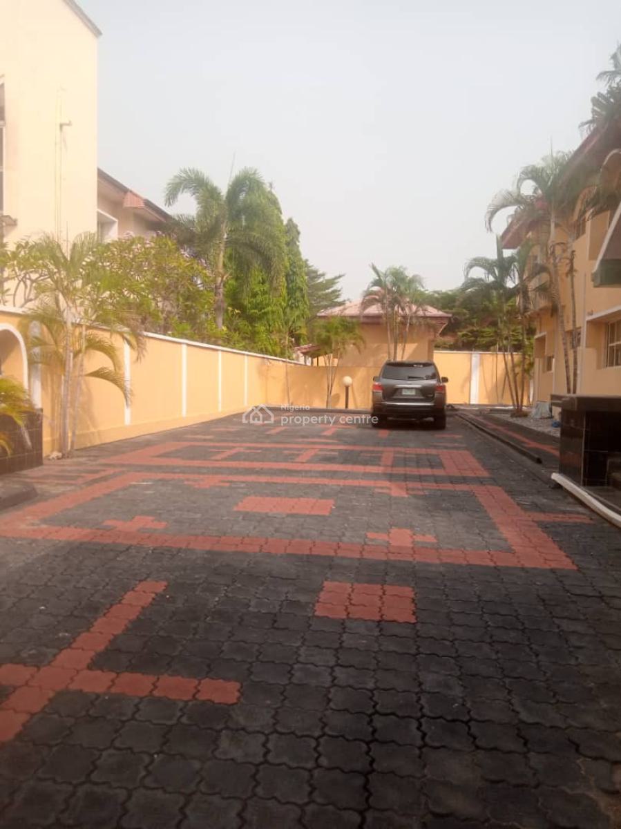 Five Bedroom Detached House with Two Rooms Boys Quarter, Goshen Beach Estate, Lekki Phase 1, Lekki, Lagos, House for Rent